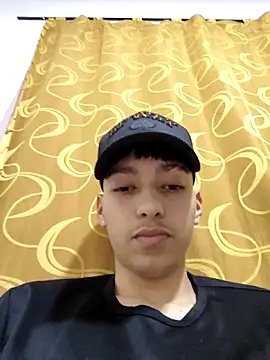 Snapshot of xxpabloxo chatting on December 16, 2025, 4:23 pm xxpabloxo online show from December 16, 2025, 4:23 pm