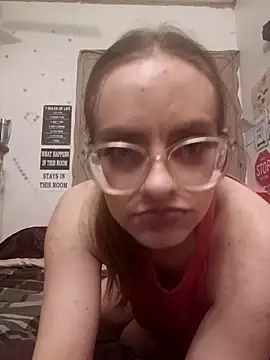 Snapshot of snowbird1117 chatting on February 7, 2026, 11:36 am snowbird1117 online show from February 7, 2026, 11:36 am