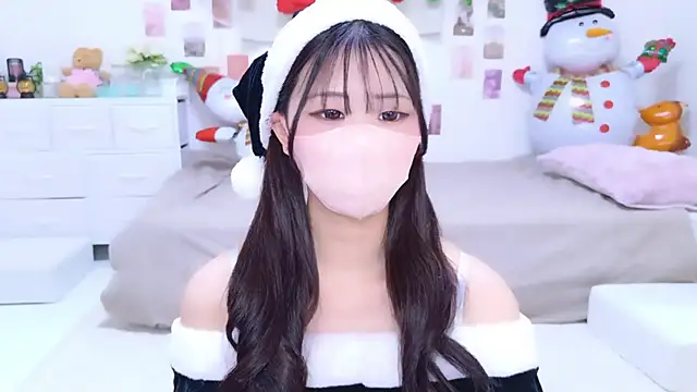 Snapshot of Otochan_0108xx chatting on December 20, 2025, 7:26 am Otochan 0108xx online show from December 20, 2025, 7:26 am