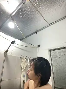 Snapshot of Chew_candy chatting on December 3, 2025, 2:15 pm Chew candy online show from December 3, 2025, 2:15 pm