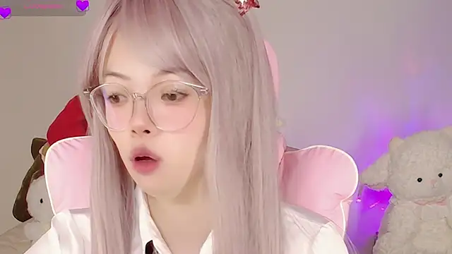 Miyeoonn online show from May 25, 2026, 6:14 pm