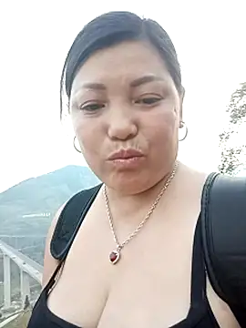 Snapshot of sary-hot2x chatting on April 13, 2026, 11:05 am sary-hot2x online show from April 13, 2026, 11:05 am