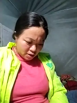 AlilaK2 online show from February 6, 2026, 10:46 pm