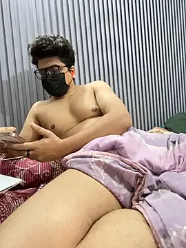 Snapshot of Shanky_HD chatting on December 13, 2025, 8:25 pm Shanky HD online show from December 13, 2025, 8:25 pm