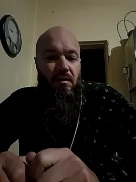 jakelang11 online show from May 26, 2026, 3:57 am