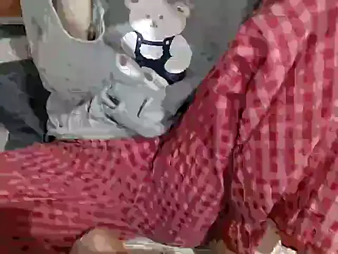 Maika 2k online show from December 21, 2025, 3:13 am