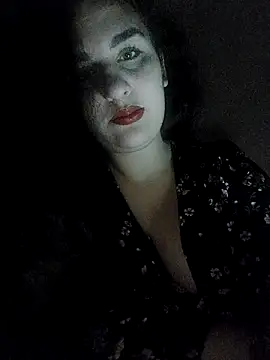 Melisa1  online show from December 16, 2025, 7:30 pm