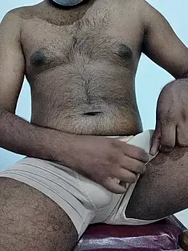 Snapshot of HiNaughty_9 chatting on March 6, 2026, 5:15 am HiNaughty 9 online show from March 6, 2026, 5:15 am