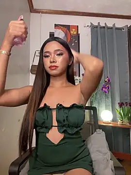 Snapshot of voganmarie chatting on April 10, 2026, 12:54 pm voganmarie online show from April 10, 2026, 12:54 pm