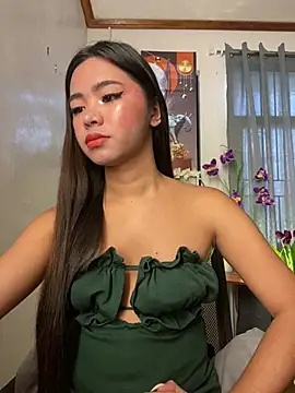 Snapshot of voganmarie chatting on April 11, 2026, 5:23 am voganmarie online show from April 11, 2026, 5:23 am