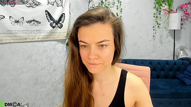 Graceee  online show from April 16, 2026, 3:07 am