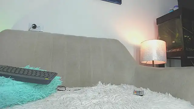 Snapshot of drakomilck chatting on December 16, 2025, 5:12 am drakomilck online show from December 16, 2025, 5:12 am