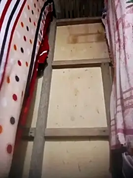 Snapshot of sweet_candy52 chatting on December 18, 2025, 7:31 pm sweet candy52 online show from December 18, 2025, 7:31 pm