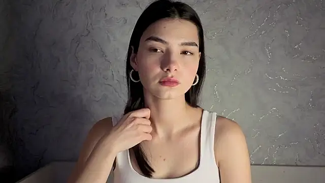 Snapshot of Laura_Sunday chatting on February 8, 2026, 10:29 am Laura Sunday online show from February 8, 2026, 10:29 am