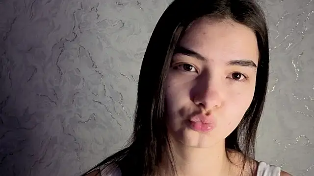 Snapshot of Laura_Sunday chatting on February 24, 2026, 1:31 pm Laura Sunday online show from February 24, 2026, 1:31 pm