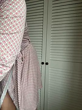 Snapshot of SiennaV chatting on February 3, 2026, 11:26 am SiennaV online show from February 3, 2026, 11:26 am