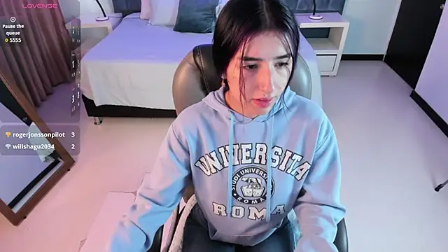 Celeste Rous   online show from April 7, 2026, 12:27 pm