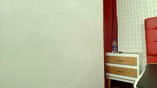 Snapshot of Elizabetth_Roman chatting on February 6, 2026, 8:12 pm Elizabetth Roman online show from February 6, 2026, 8:12 pm