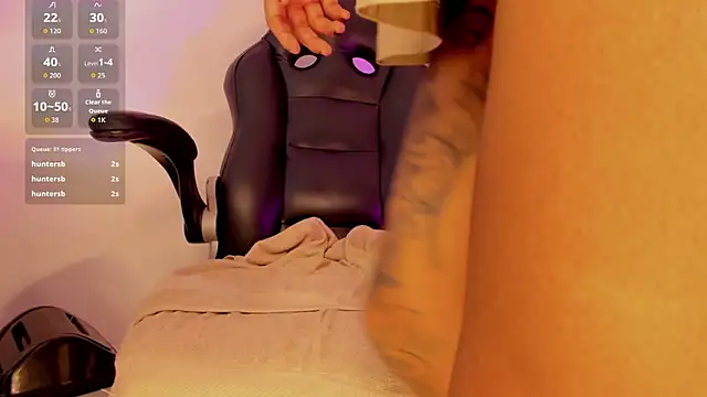 Snapshot of Alicee_Stonee_ chatting on February 24, 2026, 7:45 pm Alicee Stonee online show from February 24, 2026, 7:45 pm