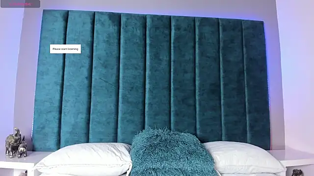 Snapshot of Amara_Rossee chatting on March 4, 2026, 8:26 pm Amara Rossee online show from March 4, 2026, 8:26 pm