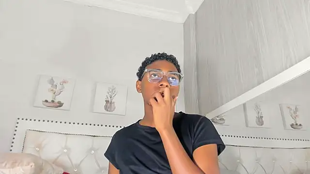 Snapshot of teylor_lovee chatting on February 28, 2026, 10:38 am teylor lovee online show from February 28, 2026, 10:38 am