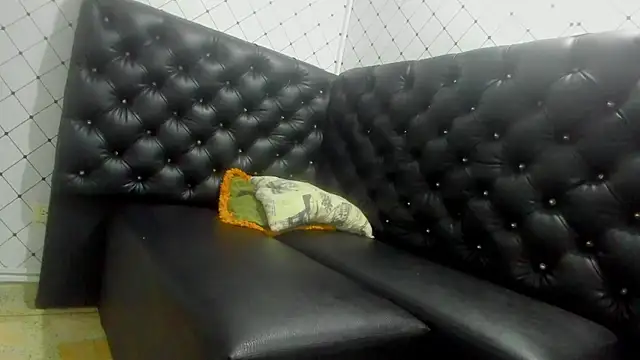 Snapshot of SAMMY_THEMADAME chatting on December 17, 2025, 3:12 am SAMMY THEMADAME online show from December 17, 2025, 3:12 am