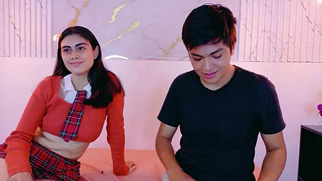 Snapshot of NatyAndAlex chatting on January 6, 2026, 9:39 pm NatyAndAlex online show from January 6, 2026, 9:39 pm