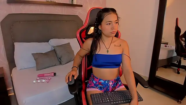 Snapshot of madison_saenzz chatting on December 21, 2025, 7:21 pm madison saenzz online show from December 21, 2025, 7:21 pm