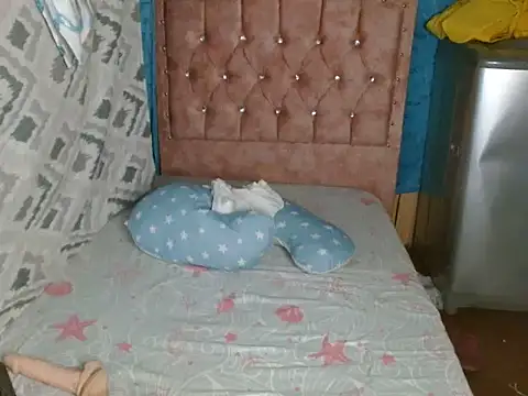 caro lil online show from February 19, 2026, 6:20 am