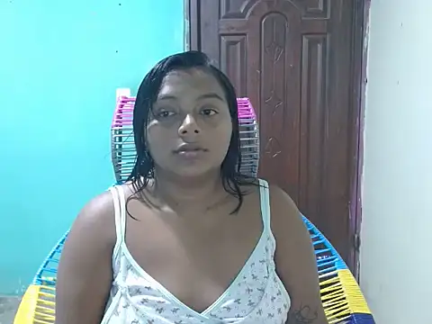 caro lil online show from July 9, 2026, 2:04 am