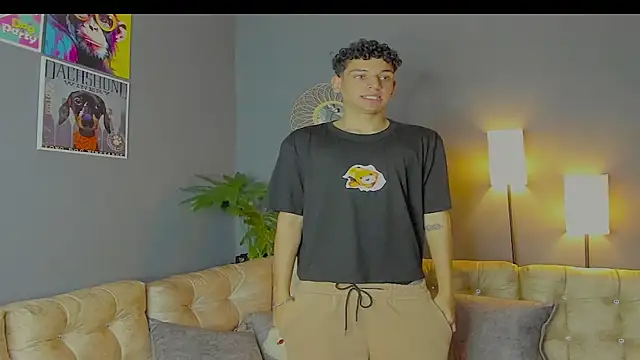 Snapshot of kairos_33 chatting on December 5, 2025, 7:32 pm kairos 33 online show from December 5, 2025, 7:32 pm