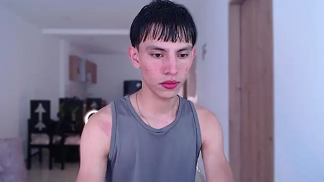 Snapshot of andrew_courtzz chatting on January 17, 2026, 8:34 pm andrew courtzz online show from January 17, 2026, 8:34 pm