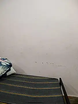 U cum499 online show from December 16, 2025, 5:01 am