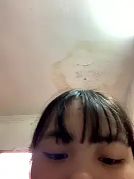 Snapshot of Mon_babyy chatting on January 14, 2026, 3:56 am Mon babyy online show from January 14, 2026, 3:56 am