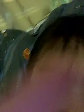 Snapshot of Mon_babyy chatting on January 14, 2026, 4:01 pm Mon babyy online show from January 14, 2026, 4:01 pm