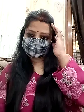 Snapshot of desiriya14 chatting on January 7, 2026, 9:45 am desiriya14 online show from January 7, 2026, 9:45 am