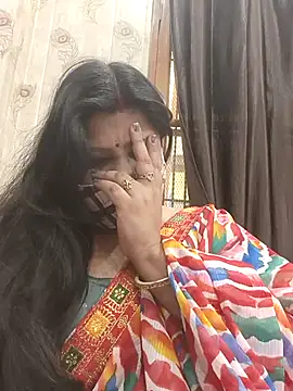 Snapshot of desiriya14 chatting on January 17, 2026, 9:36 am desiriya14 online show from January 17, 2026, 9:36 am