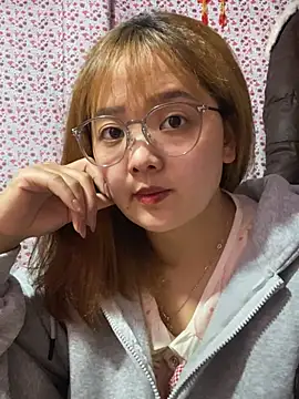 Snapshot of Samsam-006 chatting on February 3, 2026, 6:22 am Samsam-006 online show from February 3, 2026, 6:22 am