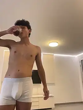 OnlyTyroone online show from April 7, 2026, 7:03 pm