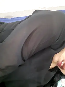 Snapshot of Riya_rani8 chatting on February 5, 2026, 10:03 pm Riya rani8 online show from February 5, 2026, 10:03 pm