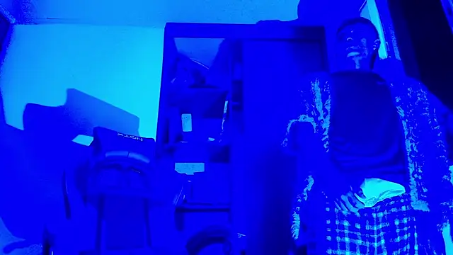 NoahGun  online show from December 15, 2025, 6:39 am