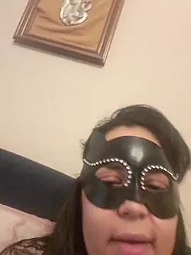 h4cPaolaMascherata online show from March 18, 2026, 3:48 pm