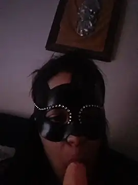 h4cPaolaMascherata online show from March 26, 2026, 4:34 pm