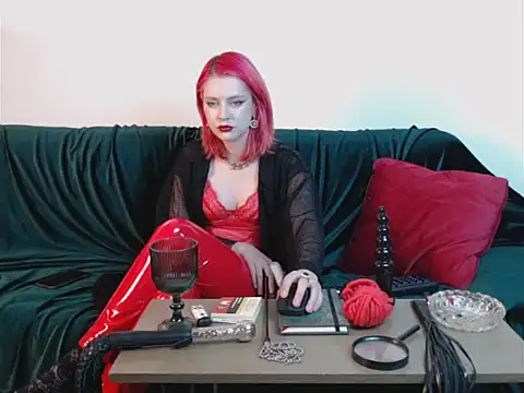 Snapshot of DivonixVenera chatting on December 16, 2025, 11:21 pm DivonixVenera online show from December 16, 2025, 11:21 pm