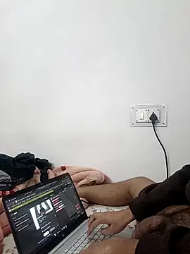 Snapshot of Bigdickboy2406 chatting on December 14, 2025, 6:23 pm Bigdickboy2406 online show from December 14, 2025, 6:23 pm