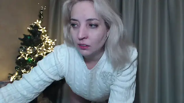Snapshot of sweetpussy chatting on January 1, 2025, 5:11 am sweetpussy online show from January 1, 2025, 5:11 am