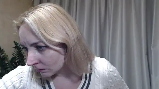 sweetpussy online show from November 5, 2025, 7:25 pm