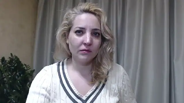 Snapshot of sweetpussy chatting on February 11, 2026, 3:00 am sweetpussy online show from February 11, 2026, 3:00 am