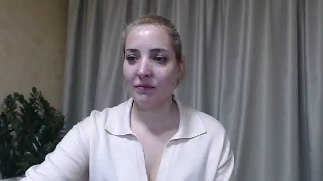 Snapshot of sweetpussy chatting on February 24, 2026, 1:42 pm sweetpussy online show from February 24, 2026, 1:42 pm