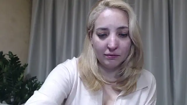 sweetpussy online show from May 15, 2026, 6:48 pm